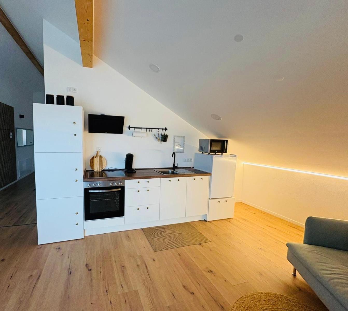 Allgaeu Zimmer Leandi Memmingen Eksteriør billede